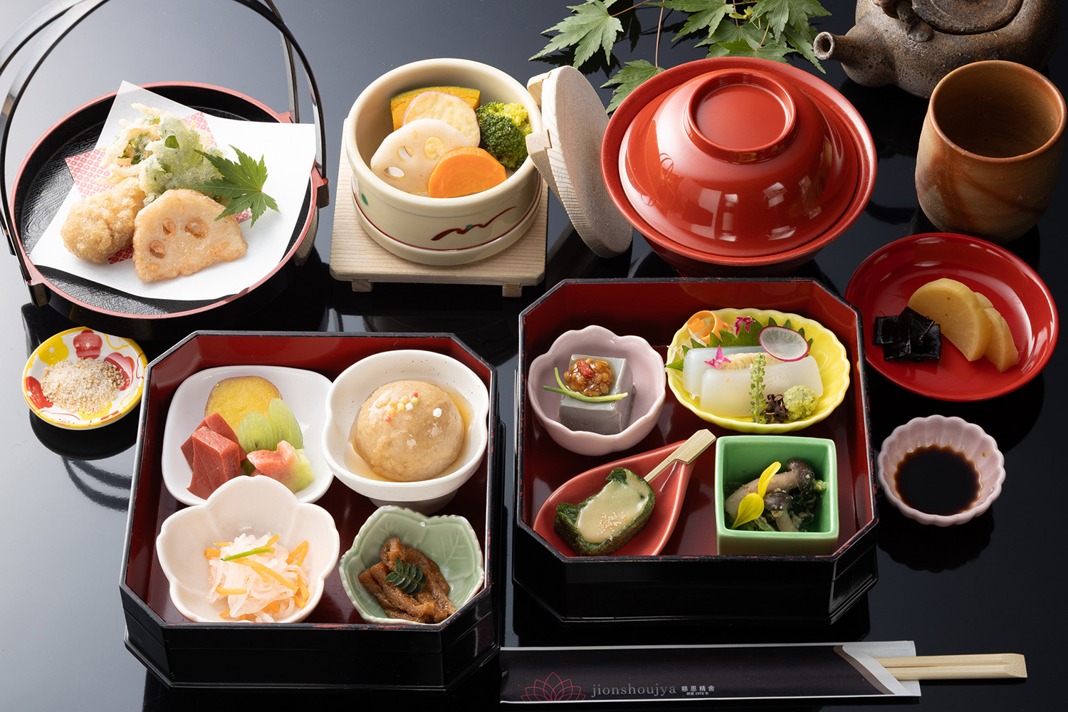 モダン精進ランチ 二段重お昼膳